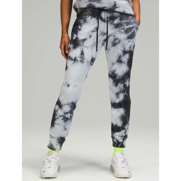 LULULEMON Warm Down Jogger Earth Dye Size 12 - Picture 1 of 10